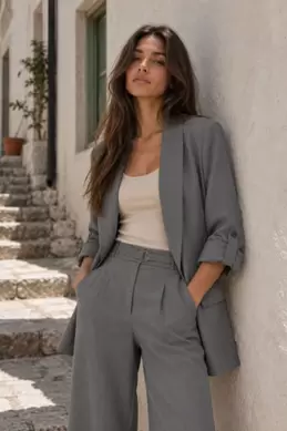 VESTE BLAZER À MANCHES RETROUSSÉES