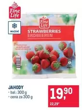 STRAWBERRIES ERDBEEREN