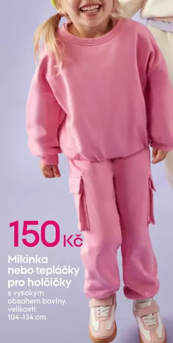 Mikinka nebo tepláčky pro holčičky