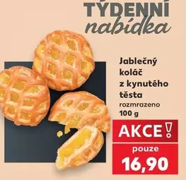 Jablečný koláč z kynutého těsta
