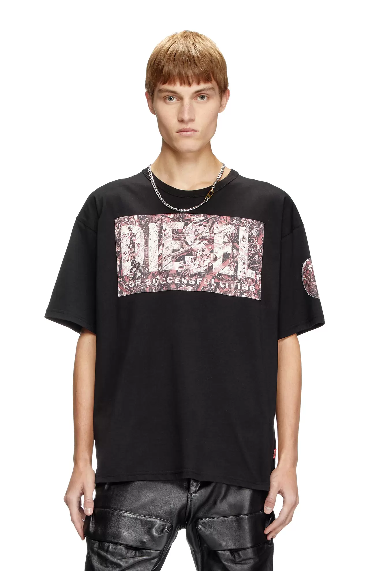 T-shirt with large gabardine patch logo