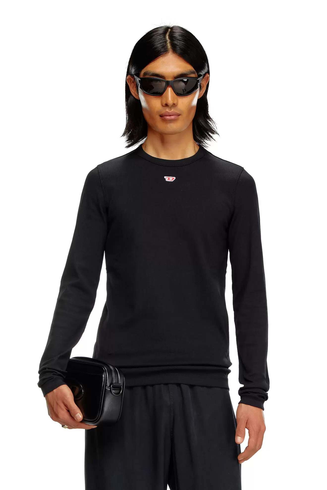 Long-sleeve T-shirt with D patch