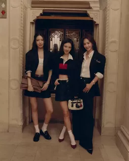 Tommy Hilfiger katalog | Tommy Hilfiger leták | 2026-09-17T00:00:00.000Z - 2026-09-22T00:00:00.000Z