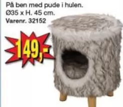 På ben med pude i hulen