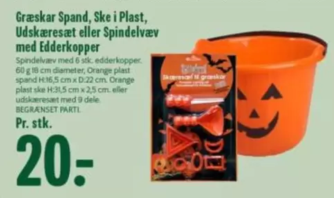 Orange - Græskar Spand, Ske i Plast, Udskæresæt eller Spindelvæv med Edderkopper