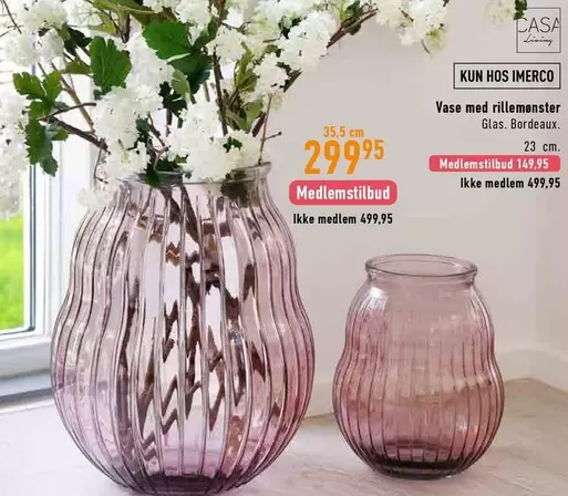 Vase med rillemønster