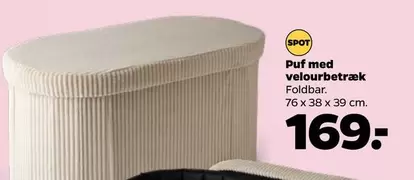 Puf med velourbetræk