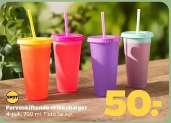 Farveskiftende drikkebæger