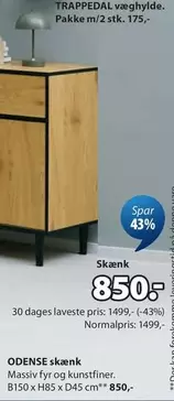 TRAPPEDAL væghylde