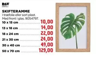 SKIFTERAMME I træfolie eller sort plast. Med front i glas. 9054797.
