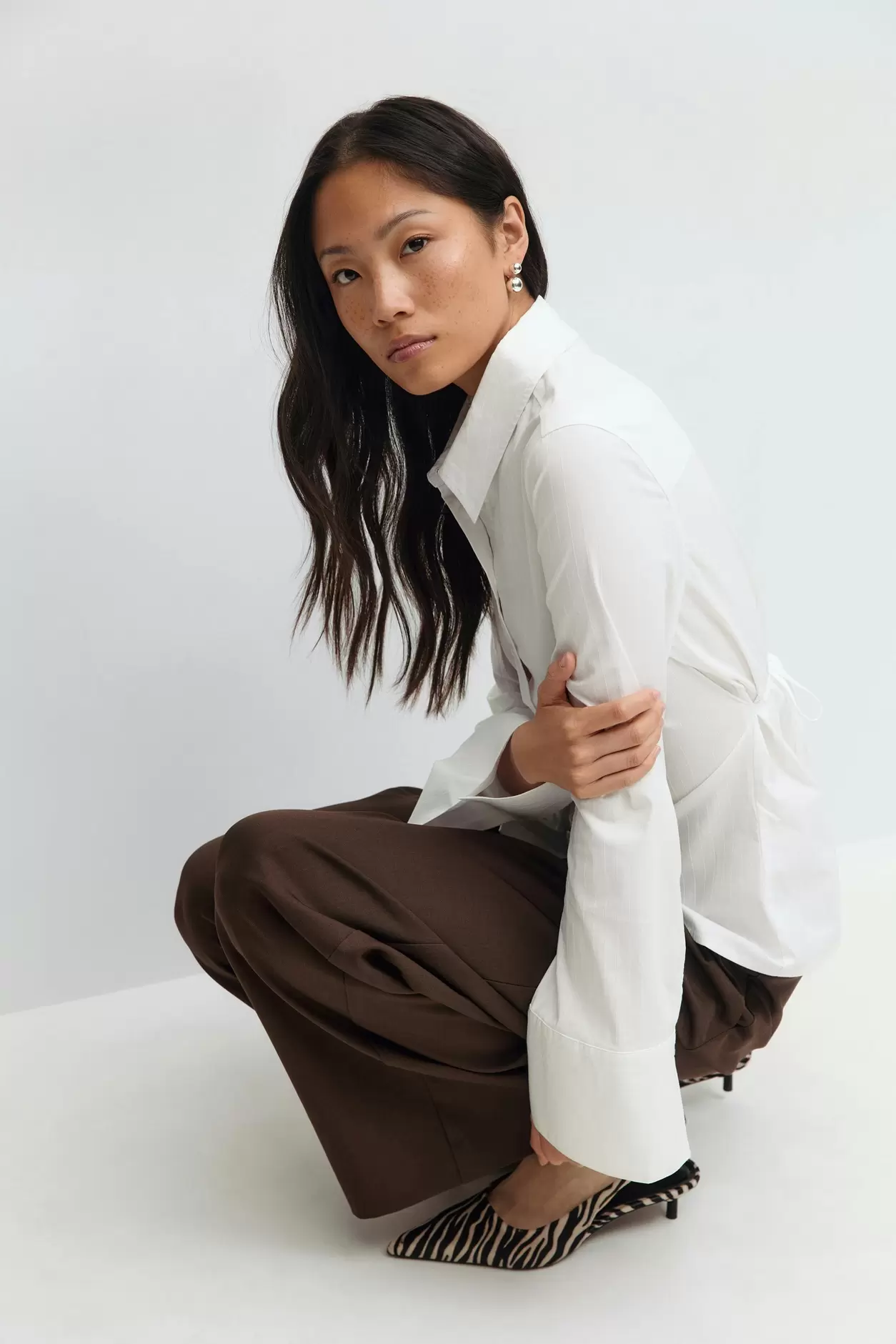 Shaped tie blouse