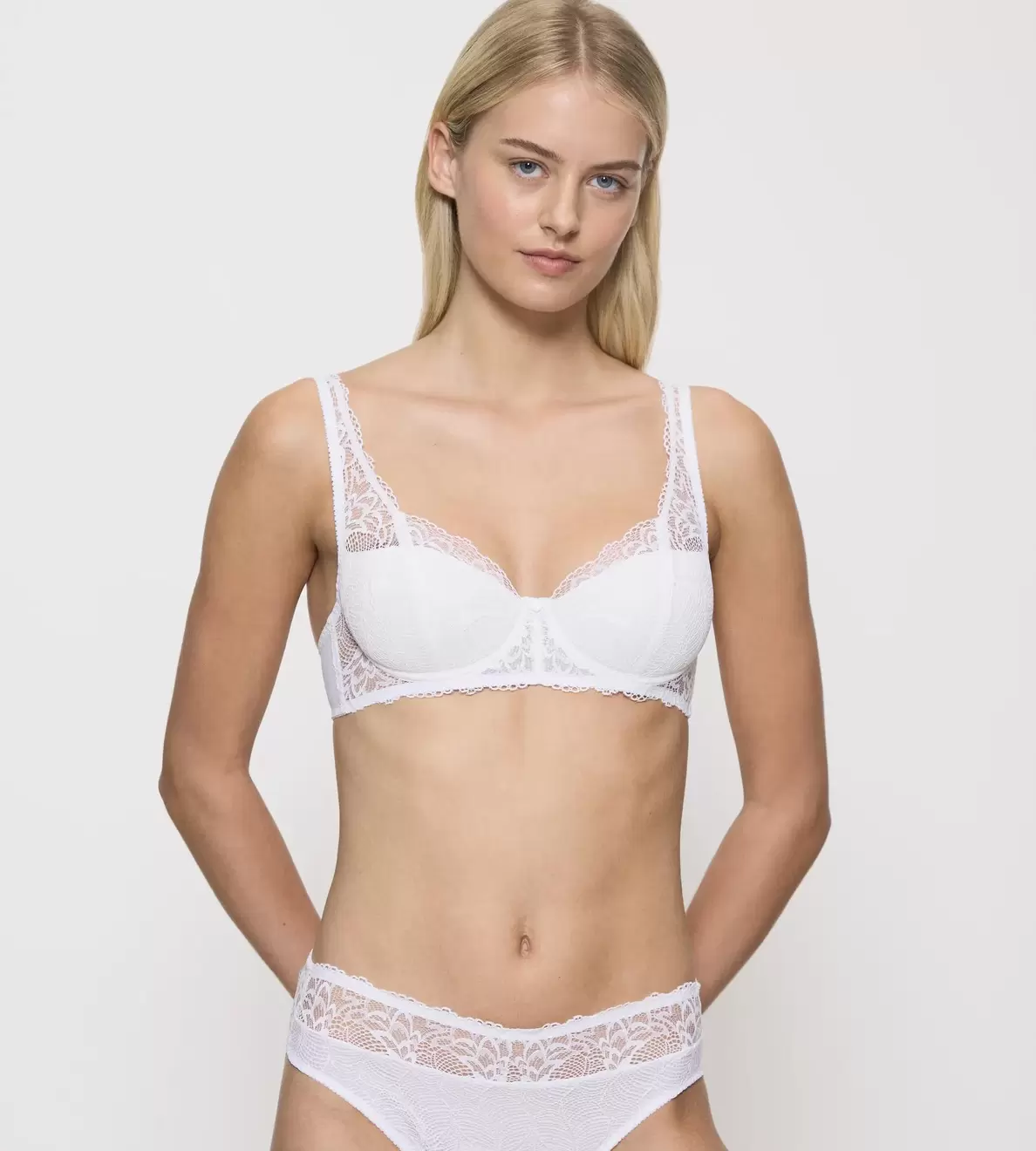 LIGHT PAONETTE