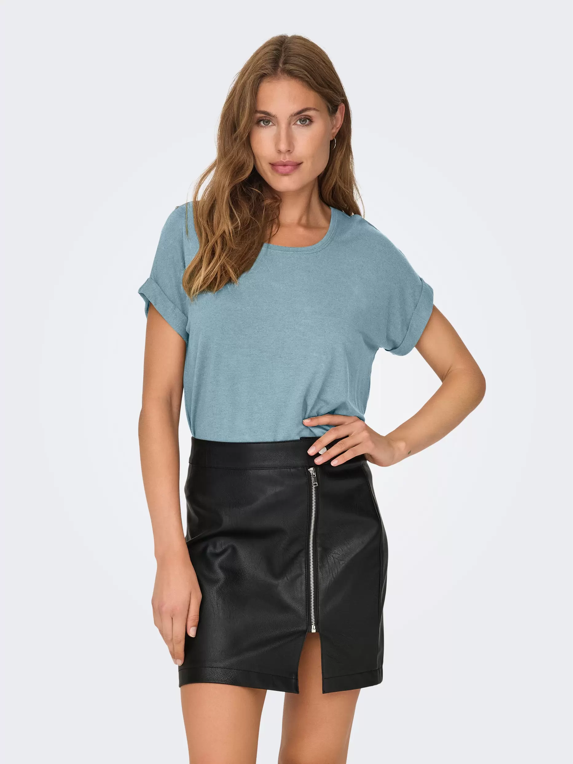 ONLMOSTER 1 Top