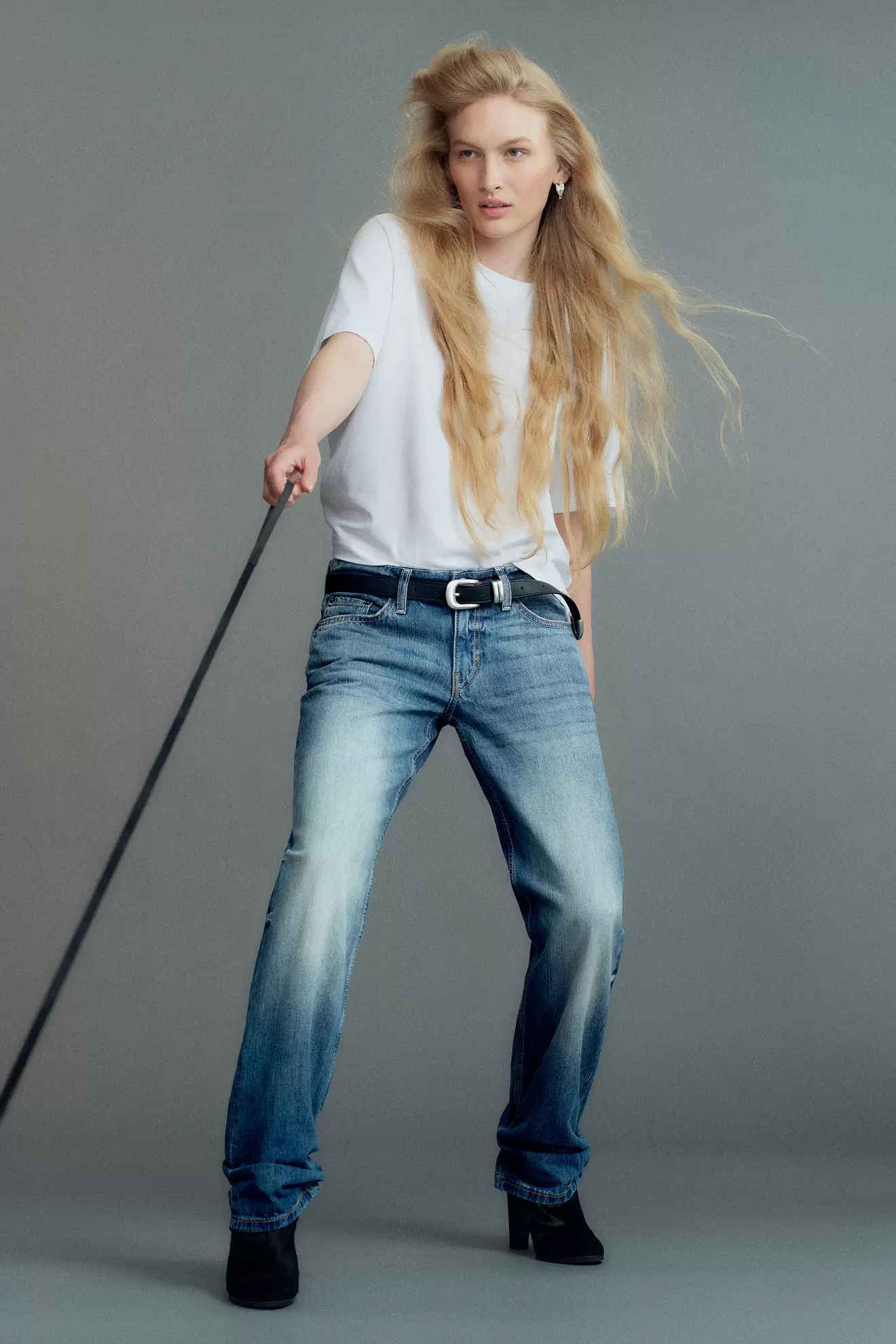 ARROW LOW RISE REGULAR STRAIGHT LEG JEANS