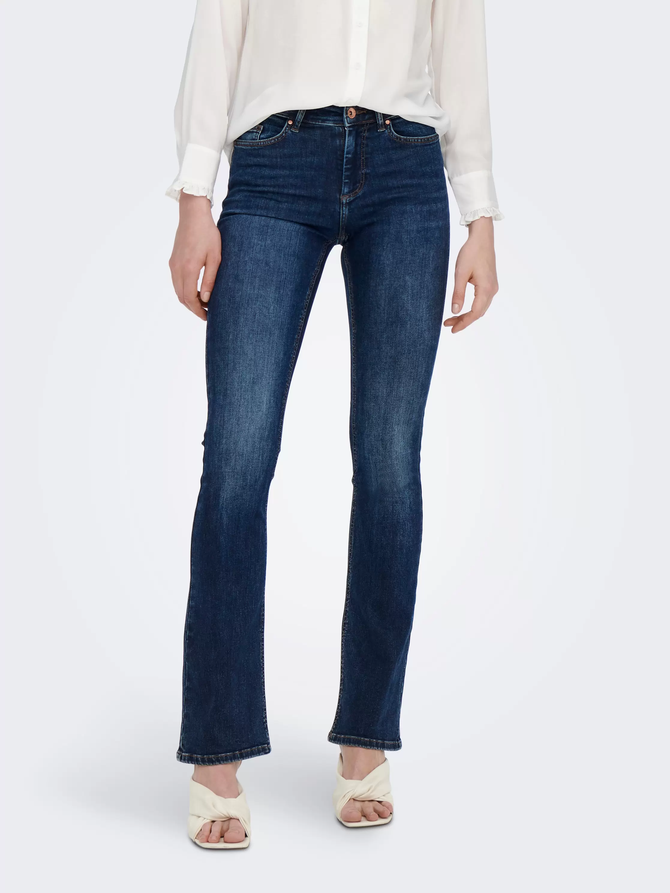 ONLBLUSH Mellemhøj talje Flared fit Jeans