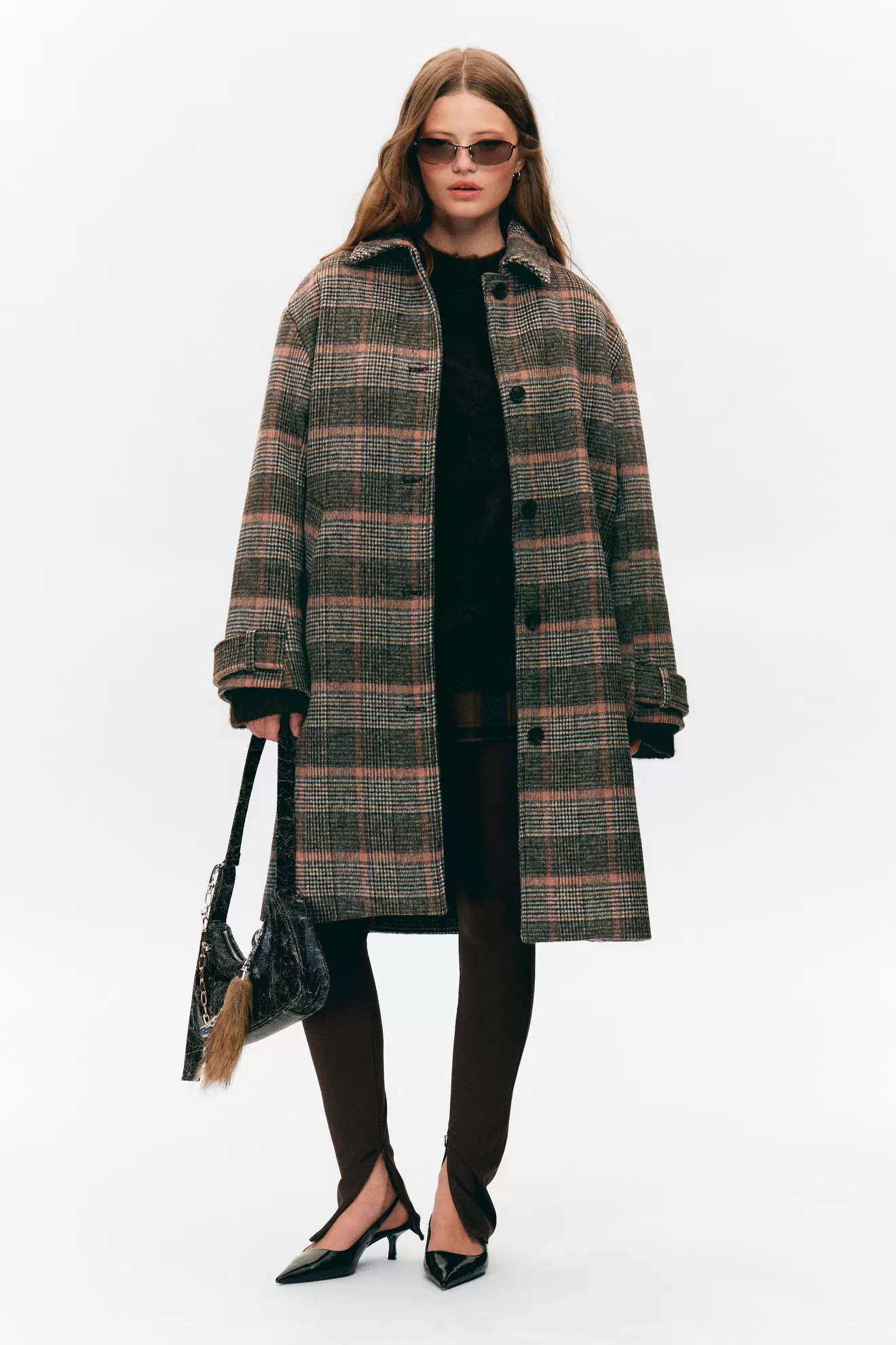 KNEE-LENGTH SINGLE-BREASTED COAT