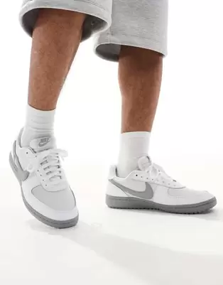 Nike - Field General - Hvide og grå sneakers