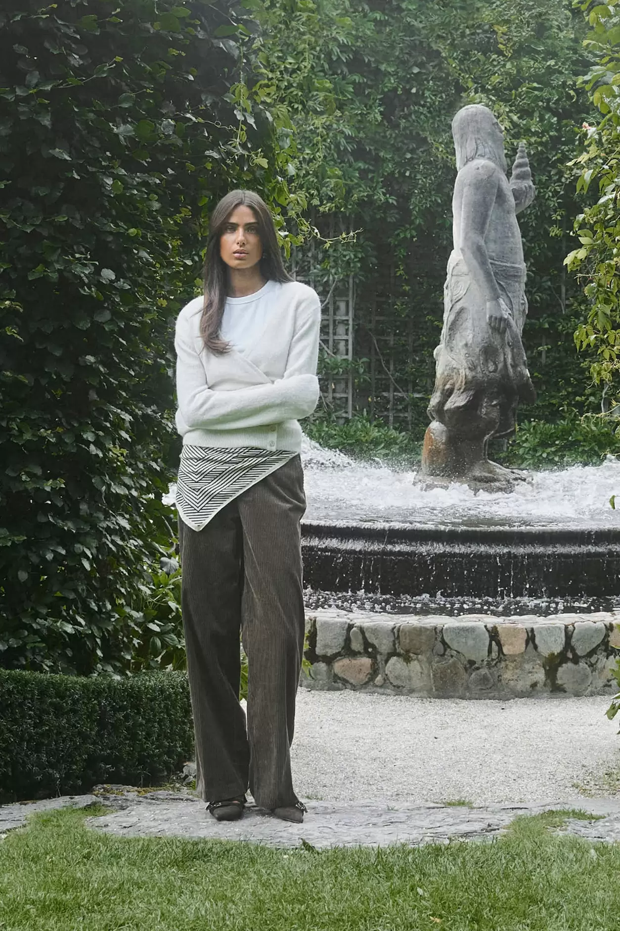 Corduroy high waist trousers