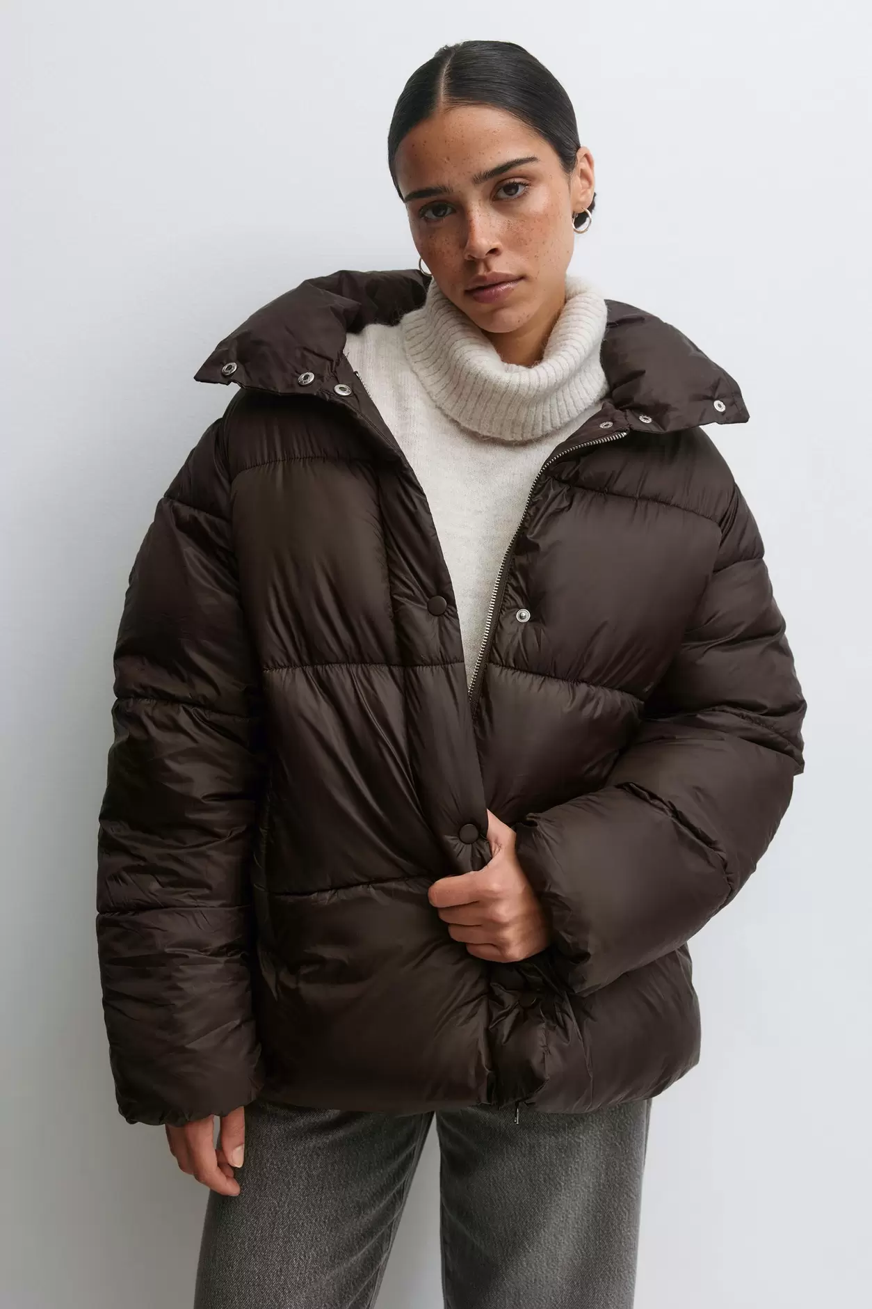 Belted puffer jacket