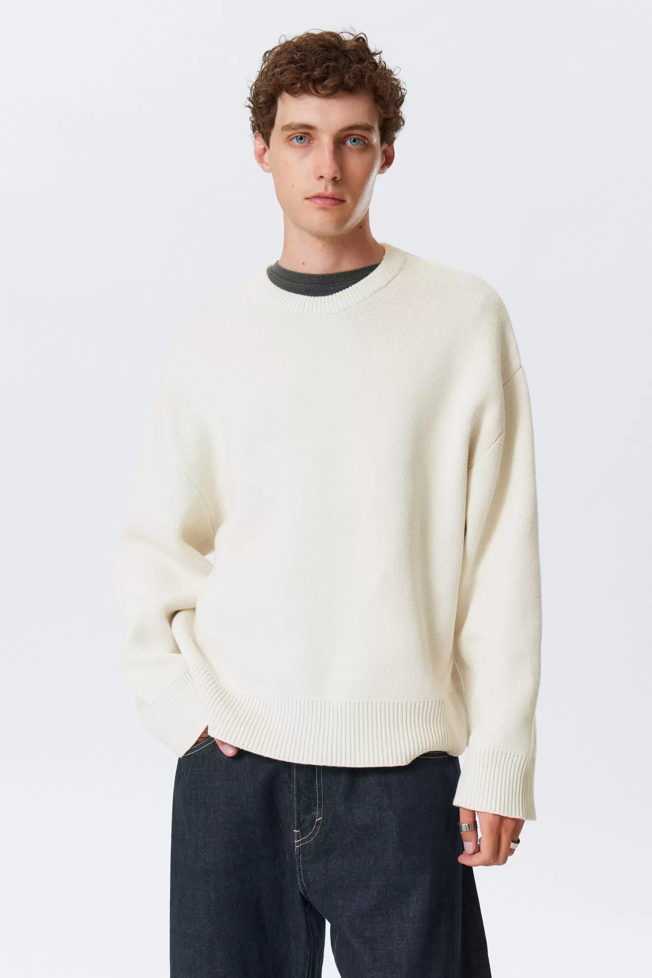 CYPHER OVERSIZED SWEATER450 DKK249 DKK