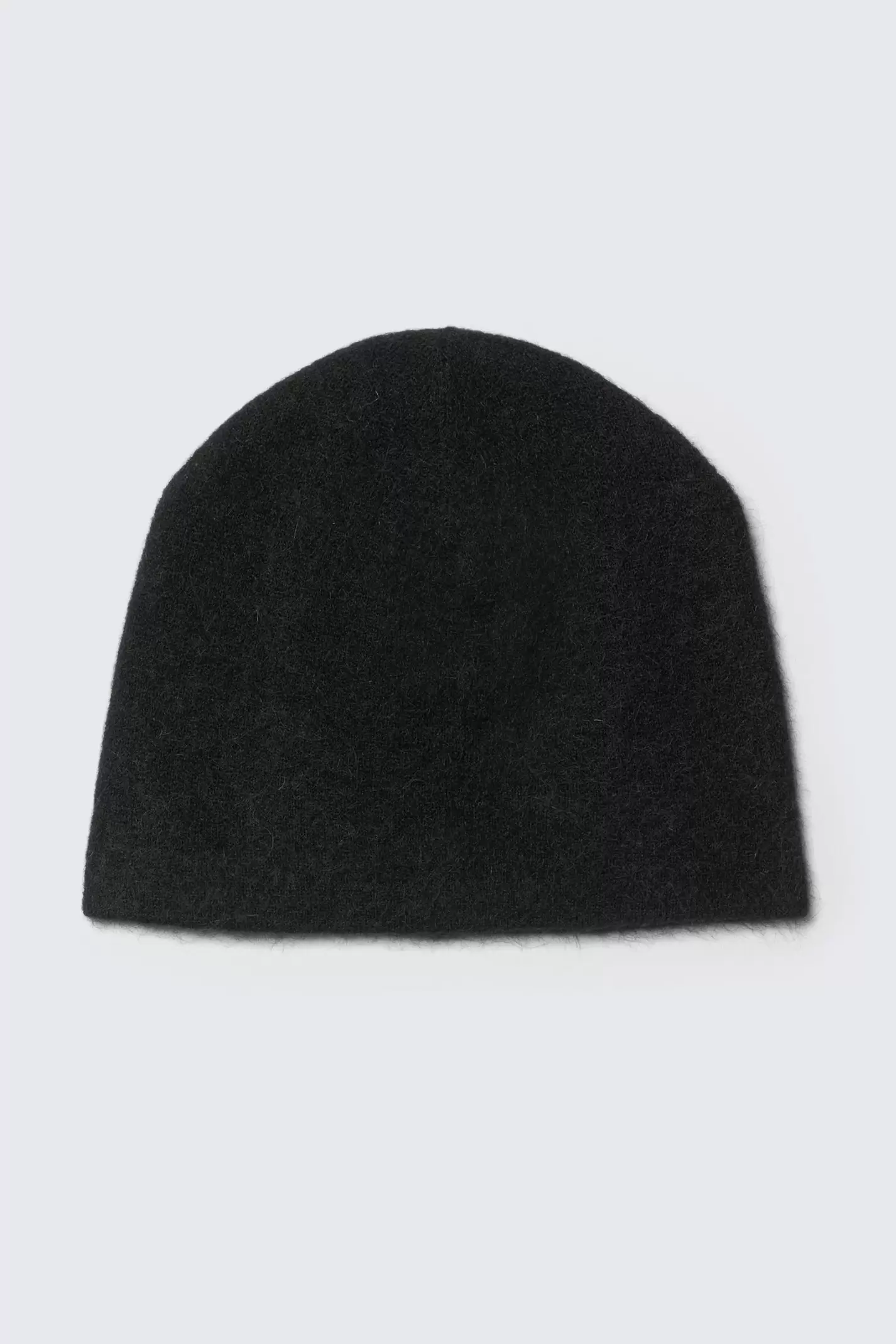 FLUFFY BEANIE320 DKK159 DKK