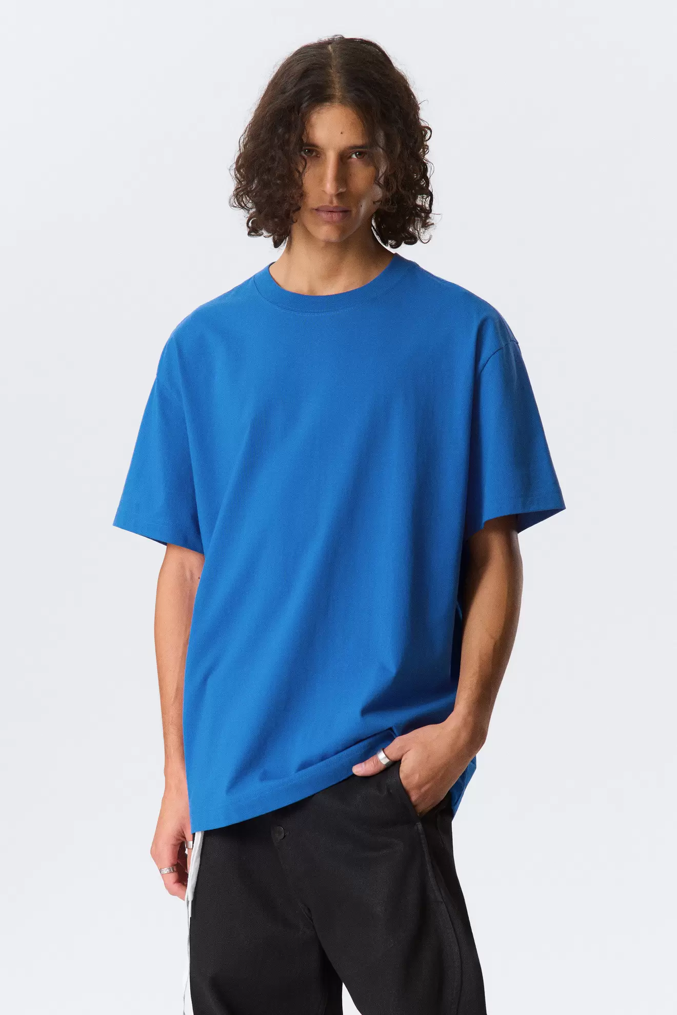 OVERSIZED HEAVYWEIGHT T-SHIRT170 DKK89 DKK