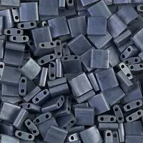 MIYUKI Tila mat gråmetal 10g – TL2001 Matted Gunmetal
