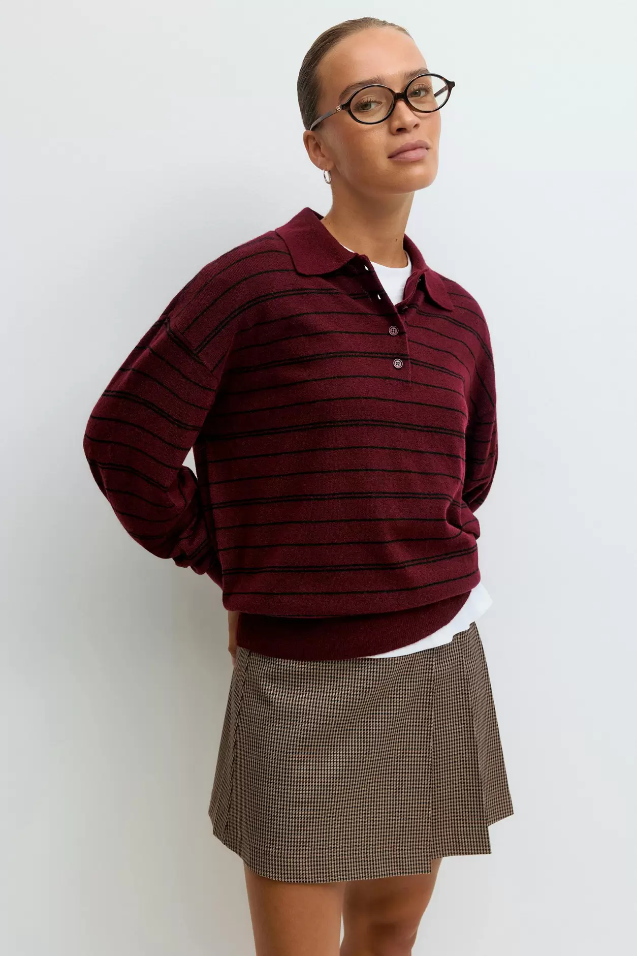 Striped collar knitted sweater