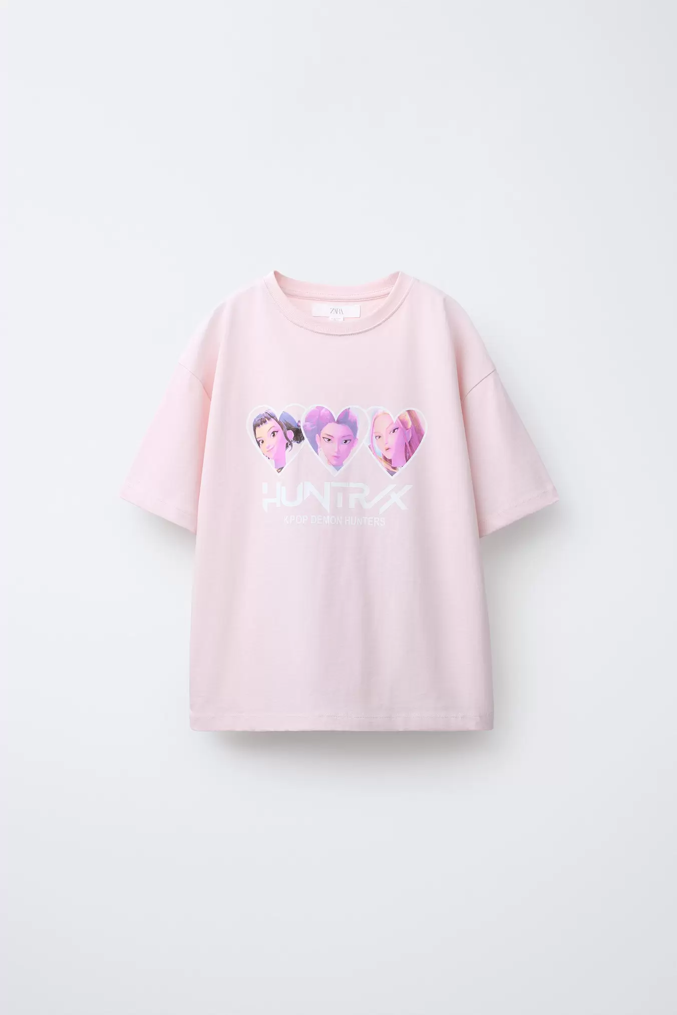 T-SHIRT MED PRINT KPOP DEMON HUNTERS™ NETFLIX ©