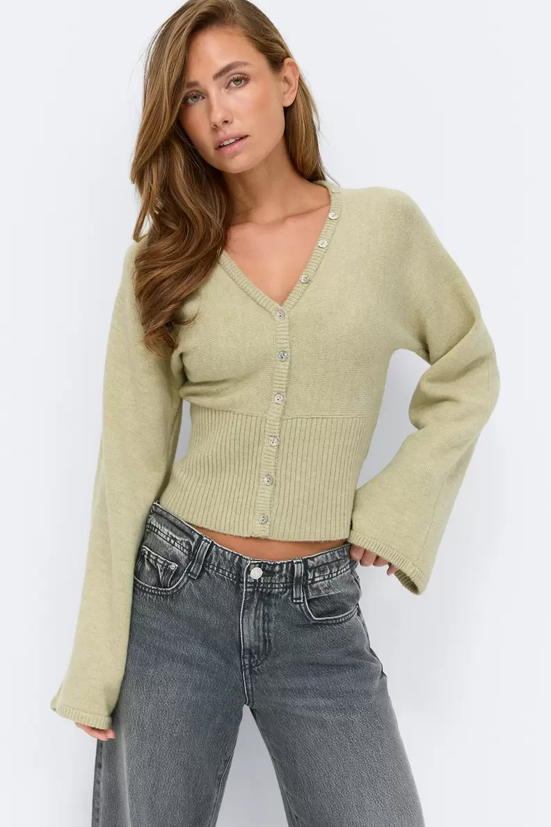 Fitted waist knitted cardigan
