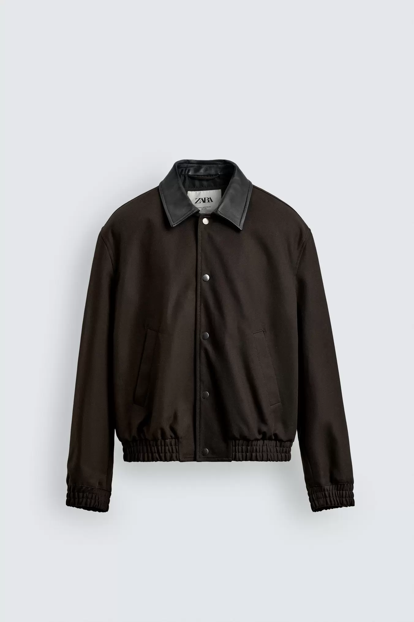 RELAXED FIT JAKKE MED KOMBINERET KRAVE – LIMITED EDITION