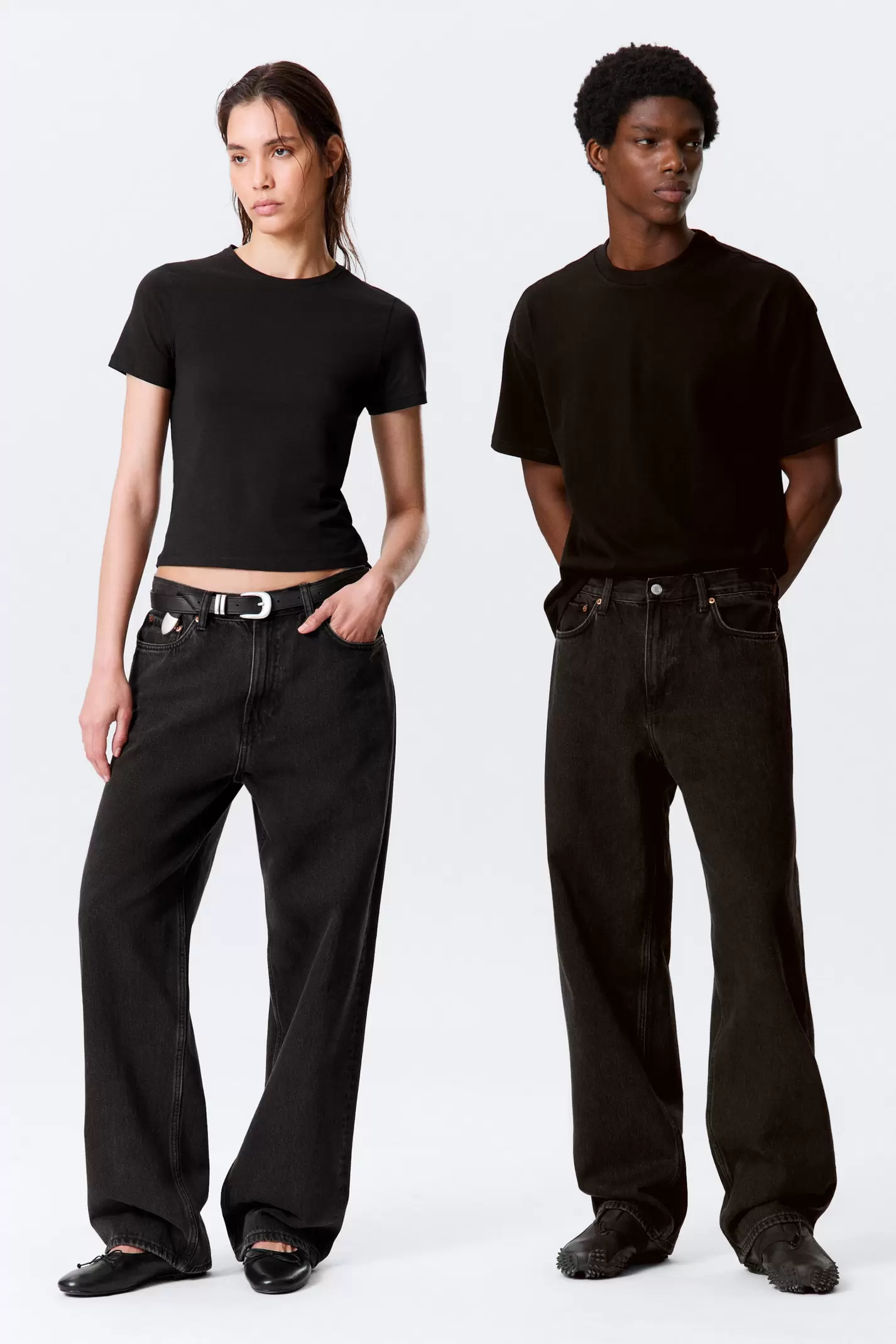 GALAXY MID RISE LOOSE STRAIGHT LEG UNISEX JEANS