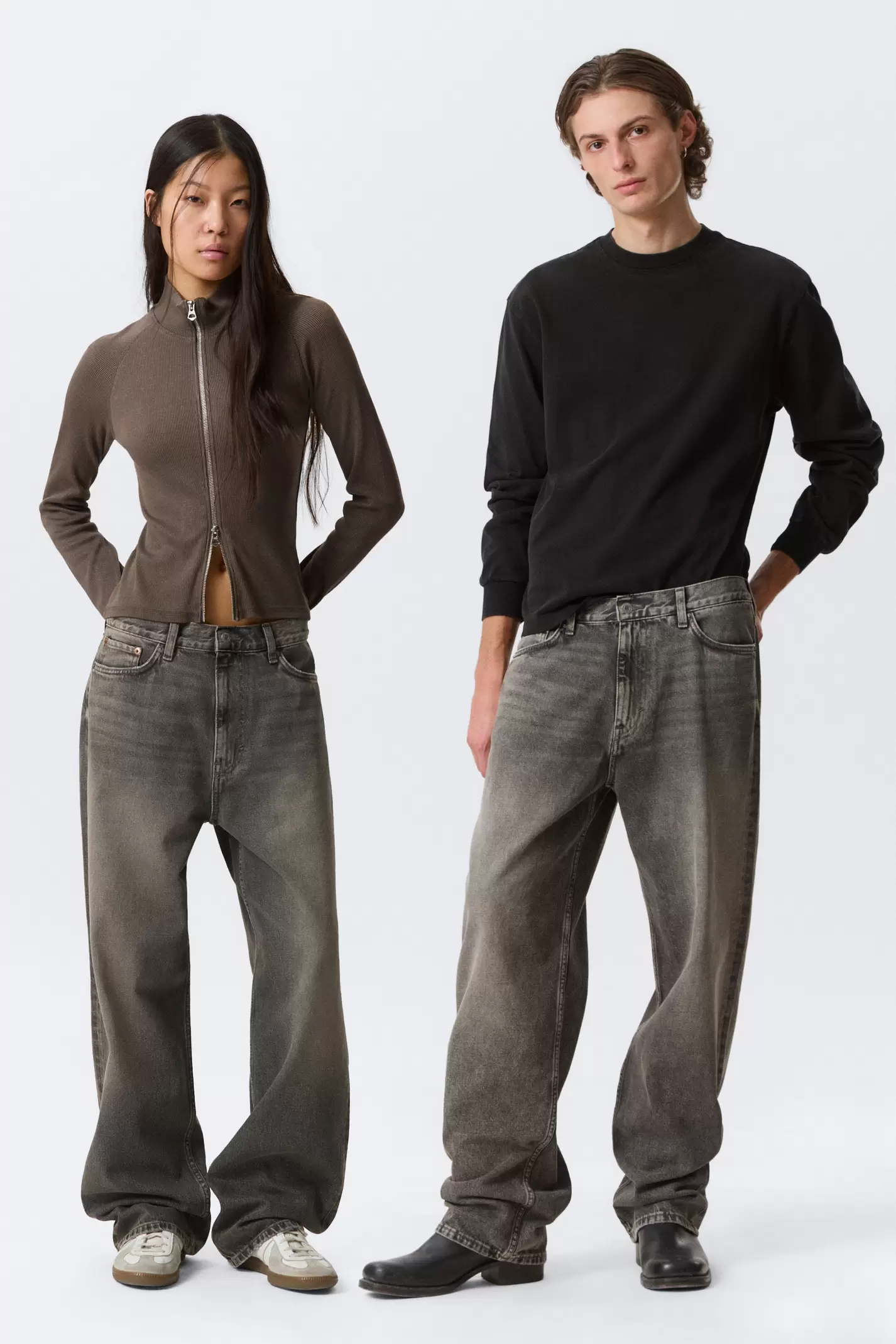 GALAXY MID RISE LOOSE STRAIGHT LEG UNISEX JEANS