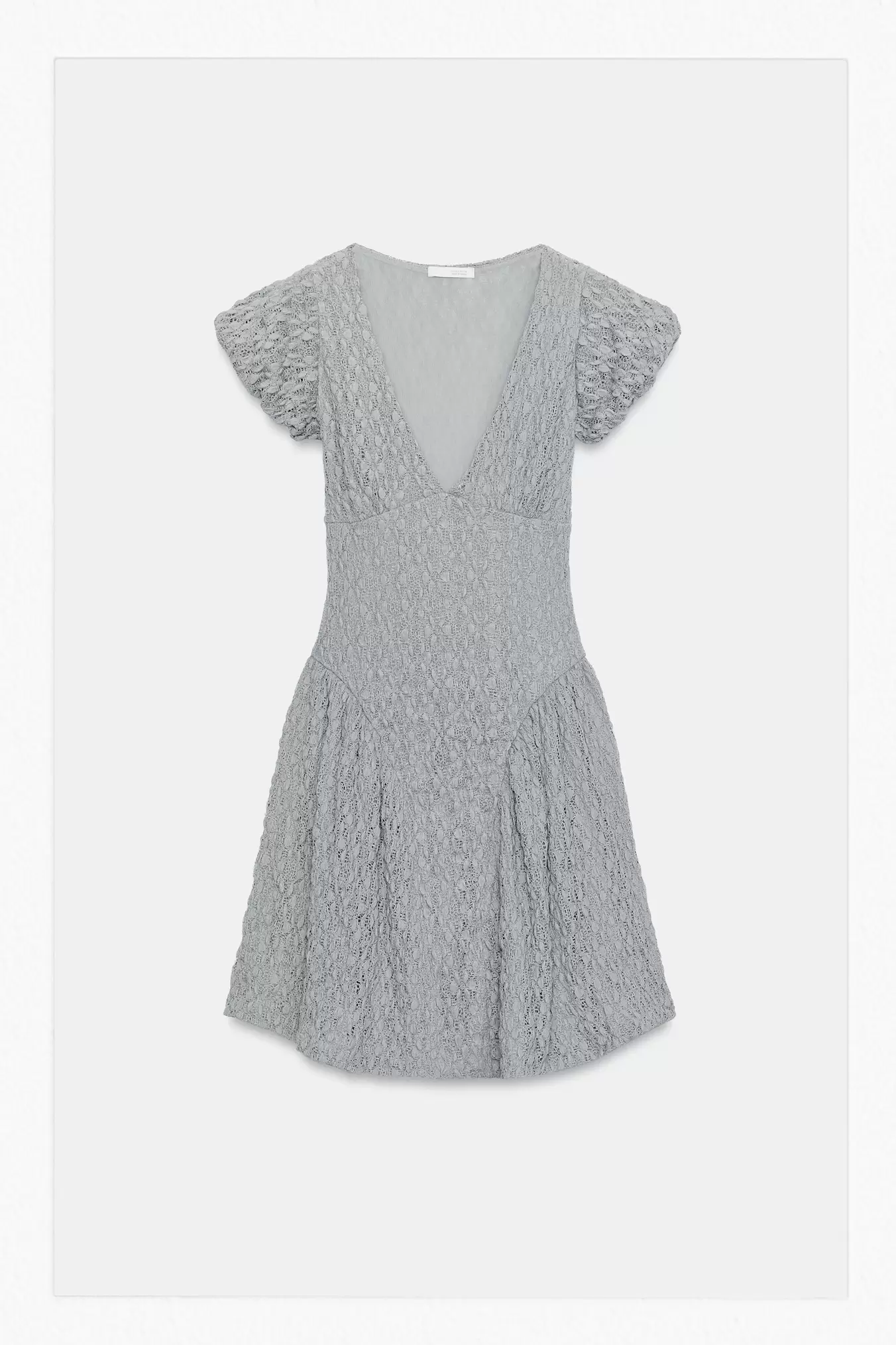 KJOLE MED VOLUME OG BLONDER