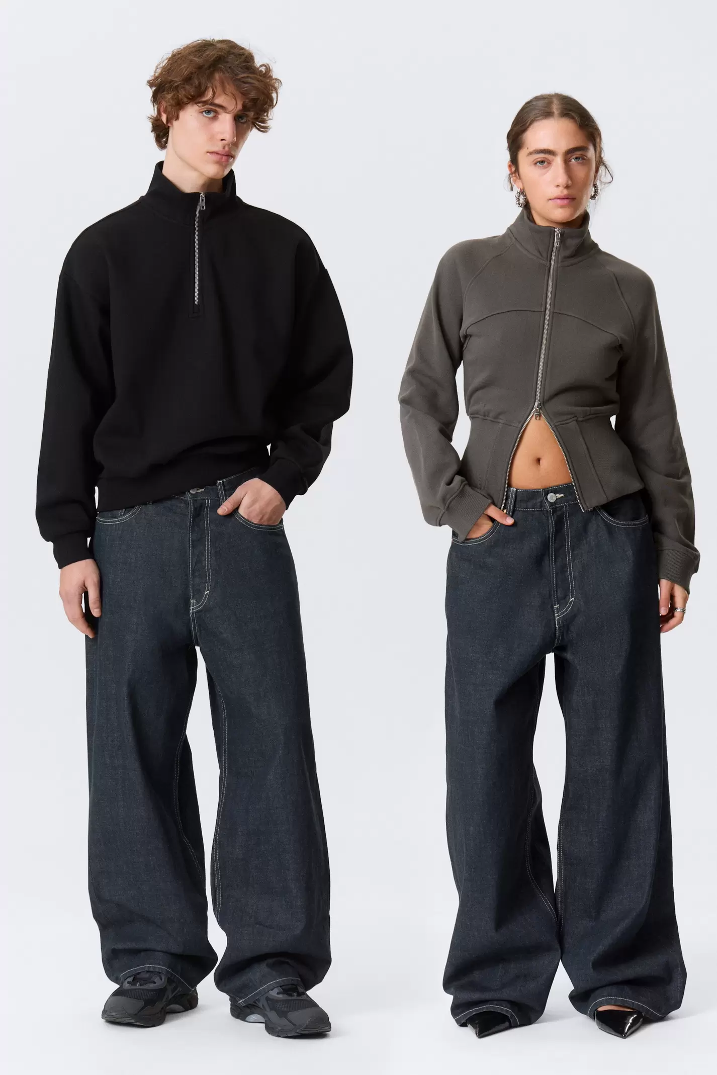 ASTRO MID RISE LOOSE BAGGY UNISEX JEANS