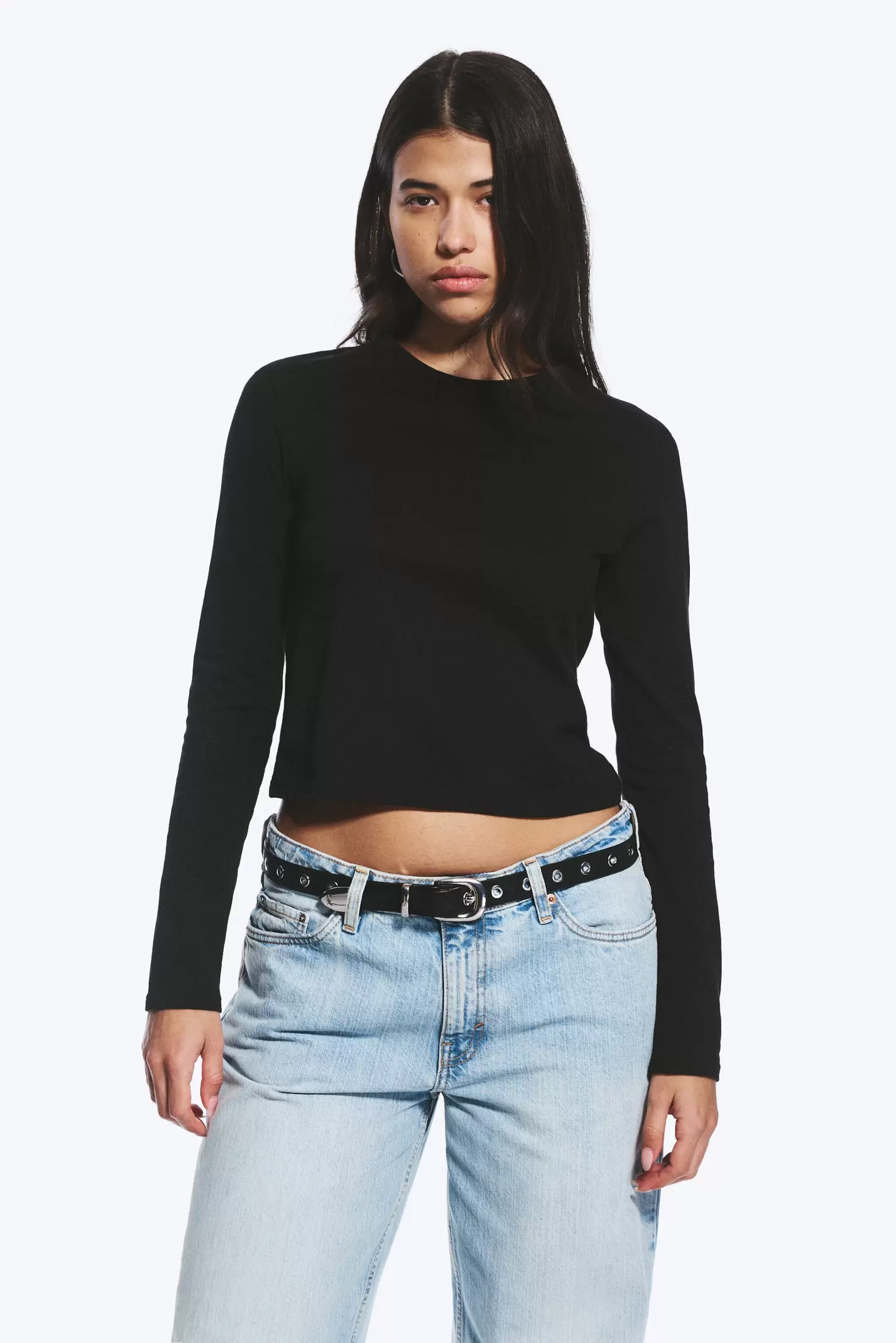 SLIM LONG-SLEEVED COTTON TOP