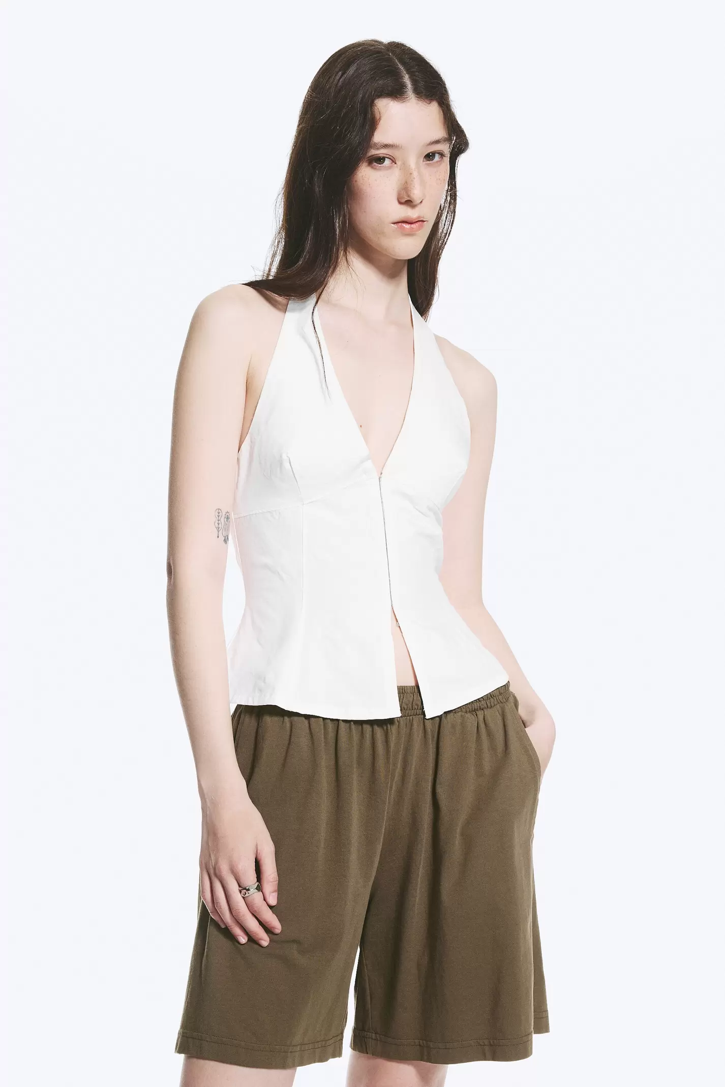 TIE-BACK HOOK-AND-EYE HALTERNECK TOP
