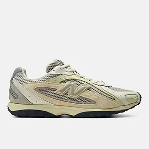 AURALEE x New Balance 204L