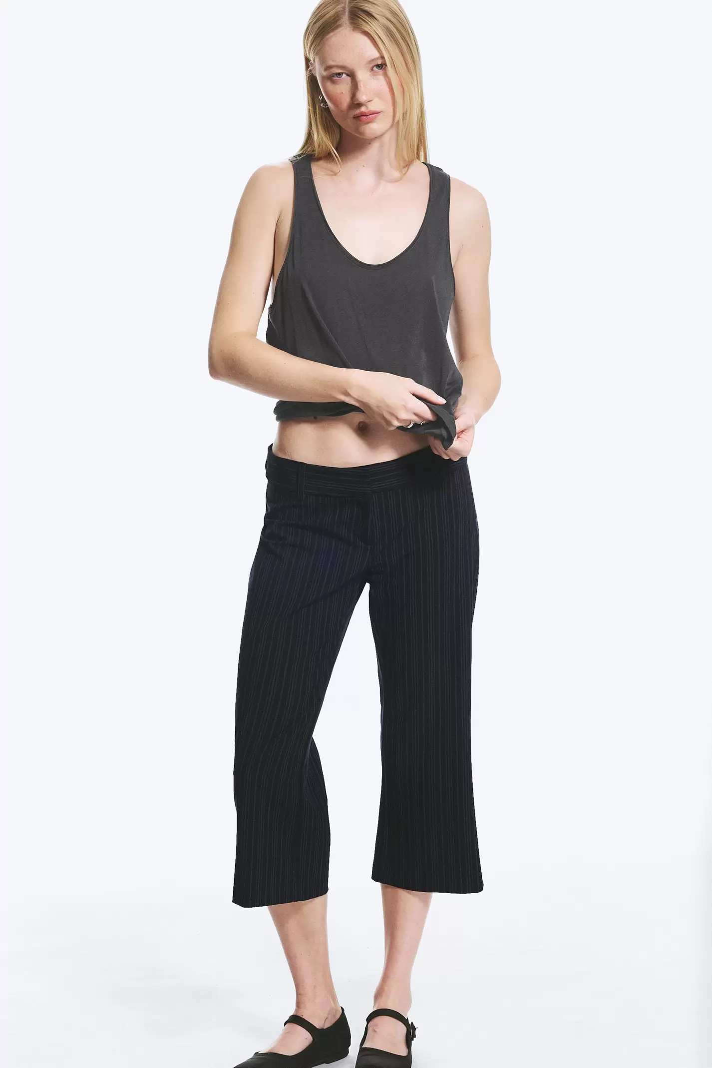FLARED CAPRI SUITING TROUSERS