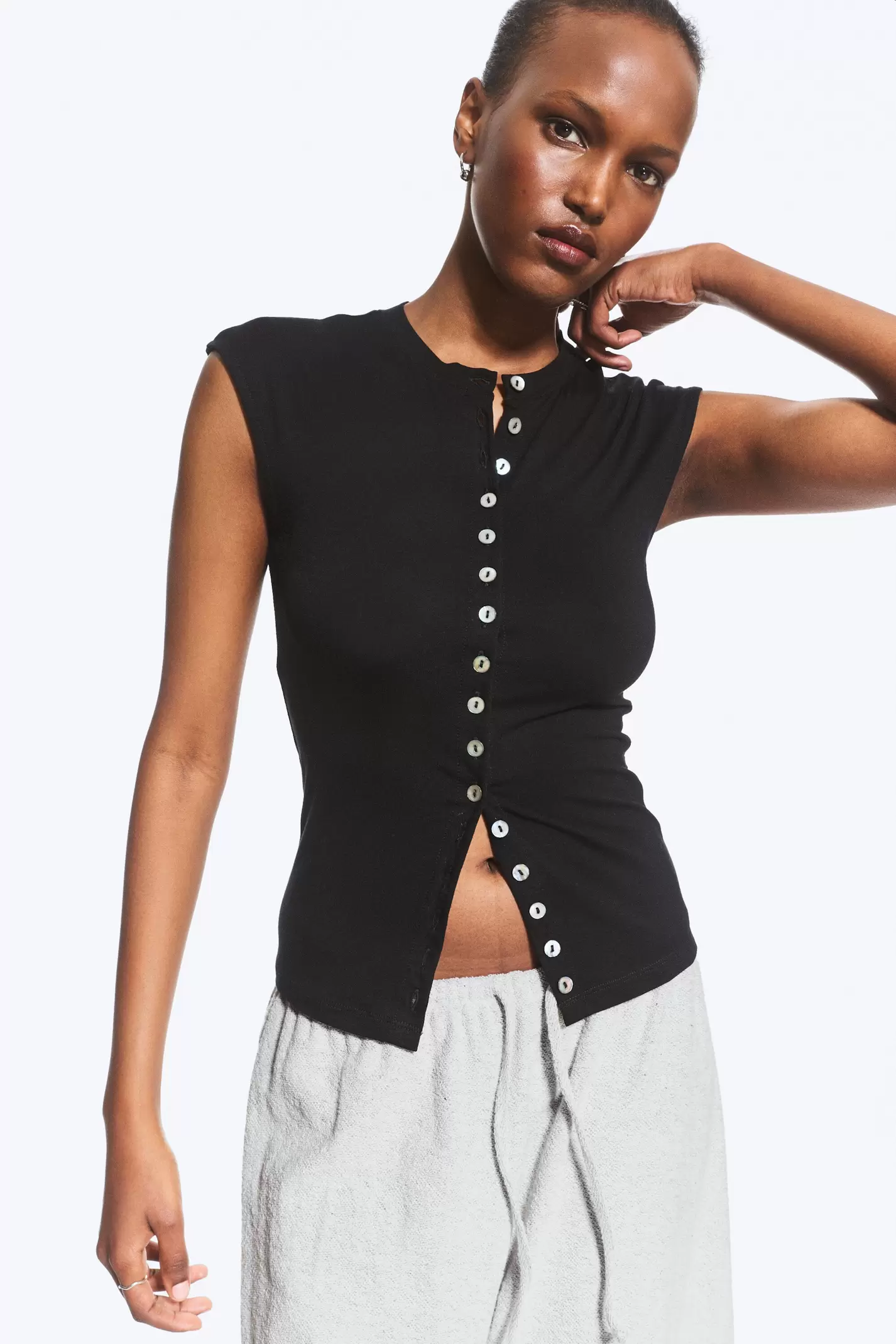 PEARL BUTTON UP TOP