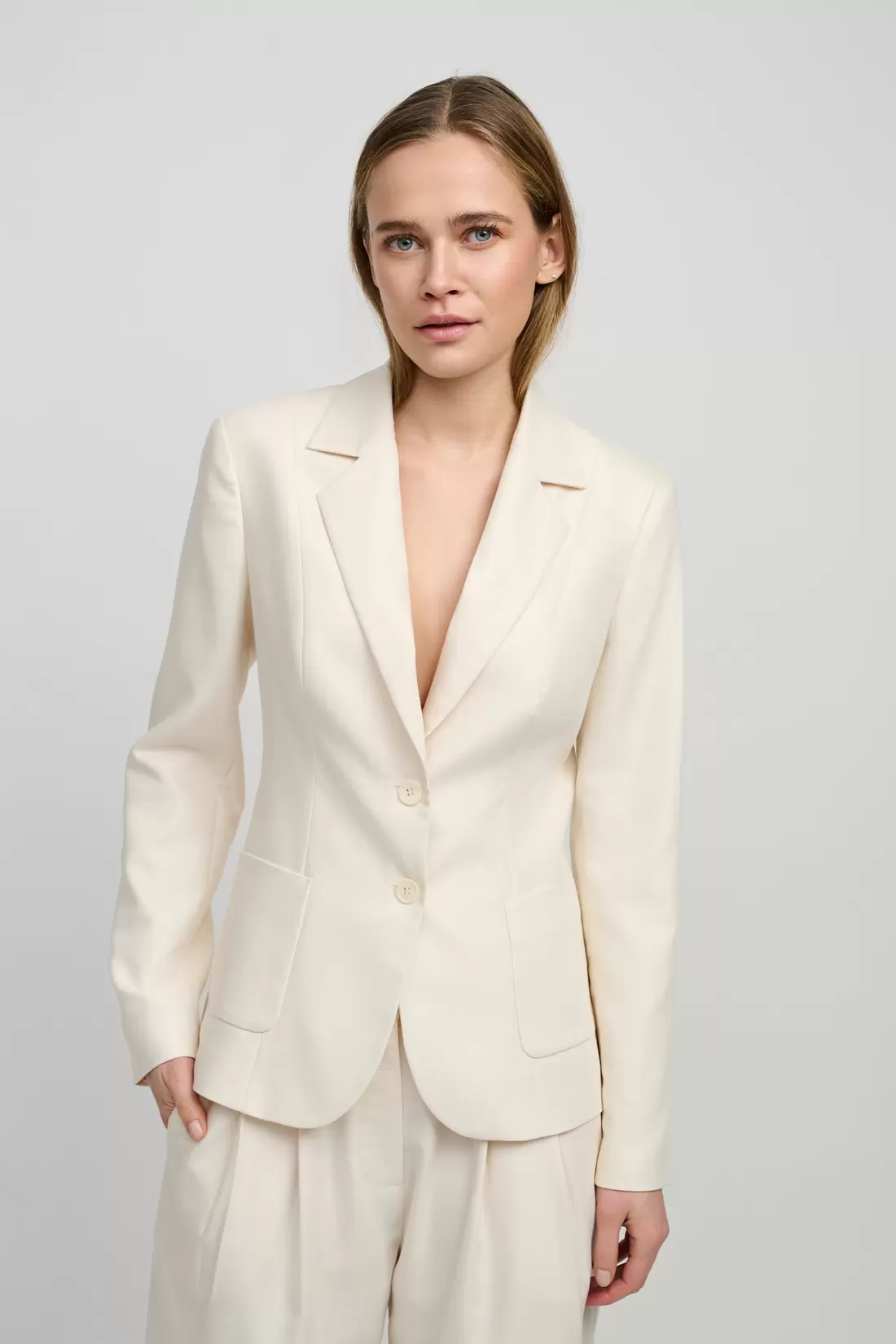 CRKimiko Fitted Blazer