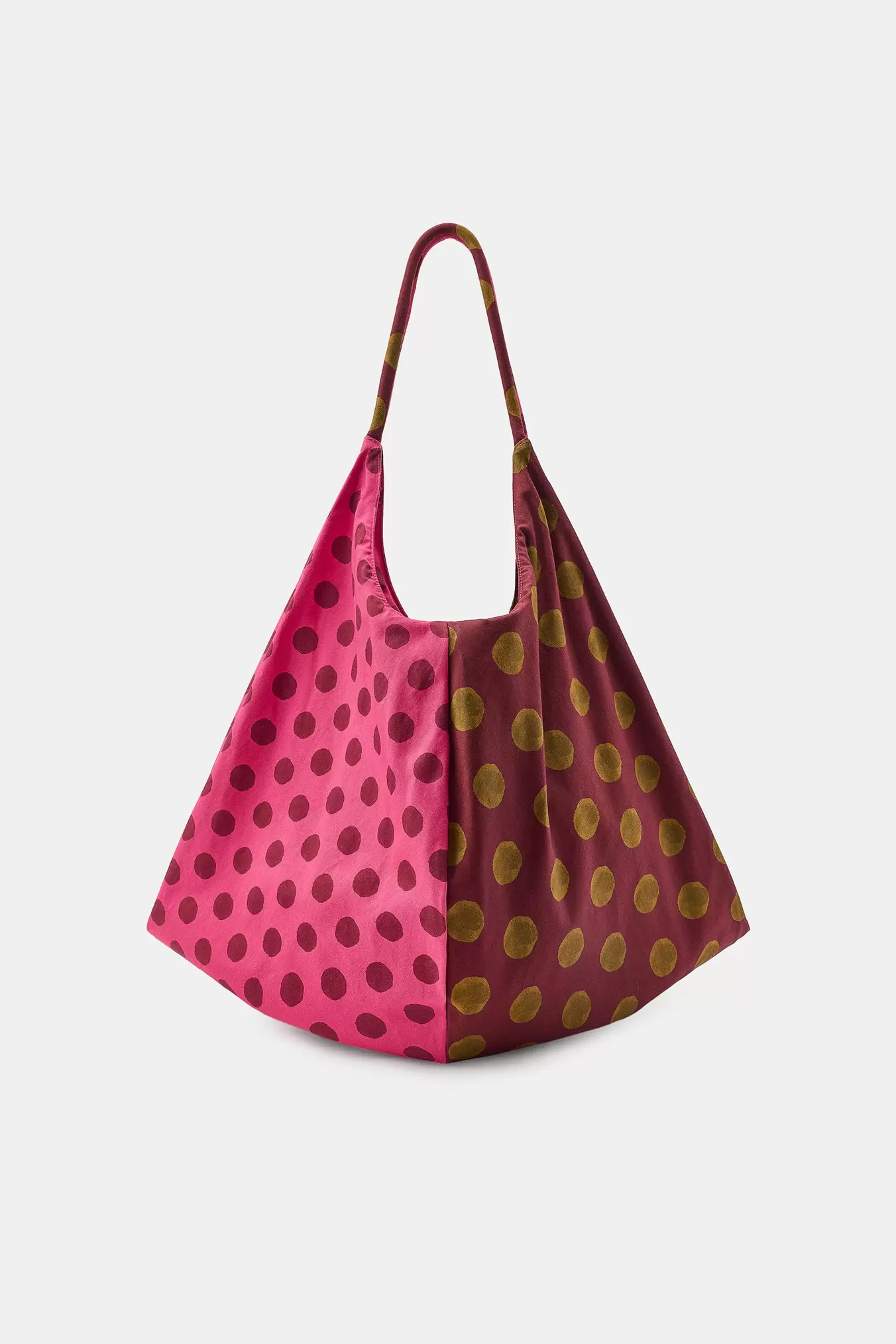 Maxitaske med prikket print