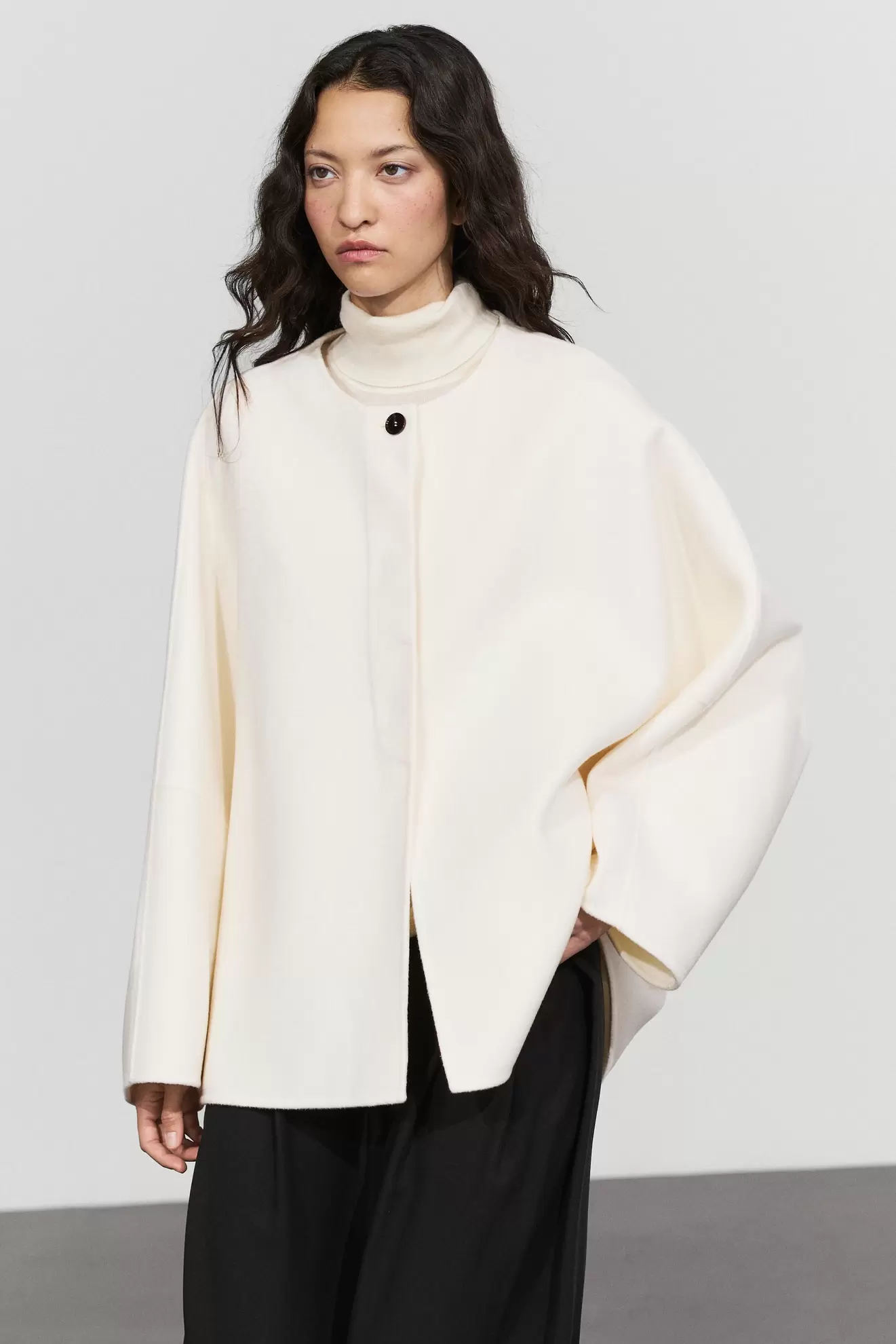 Wool blend voluminous cape coat