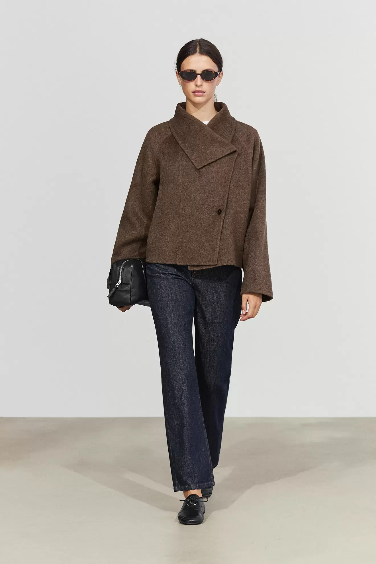 Short wool blend coat with side fastening