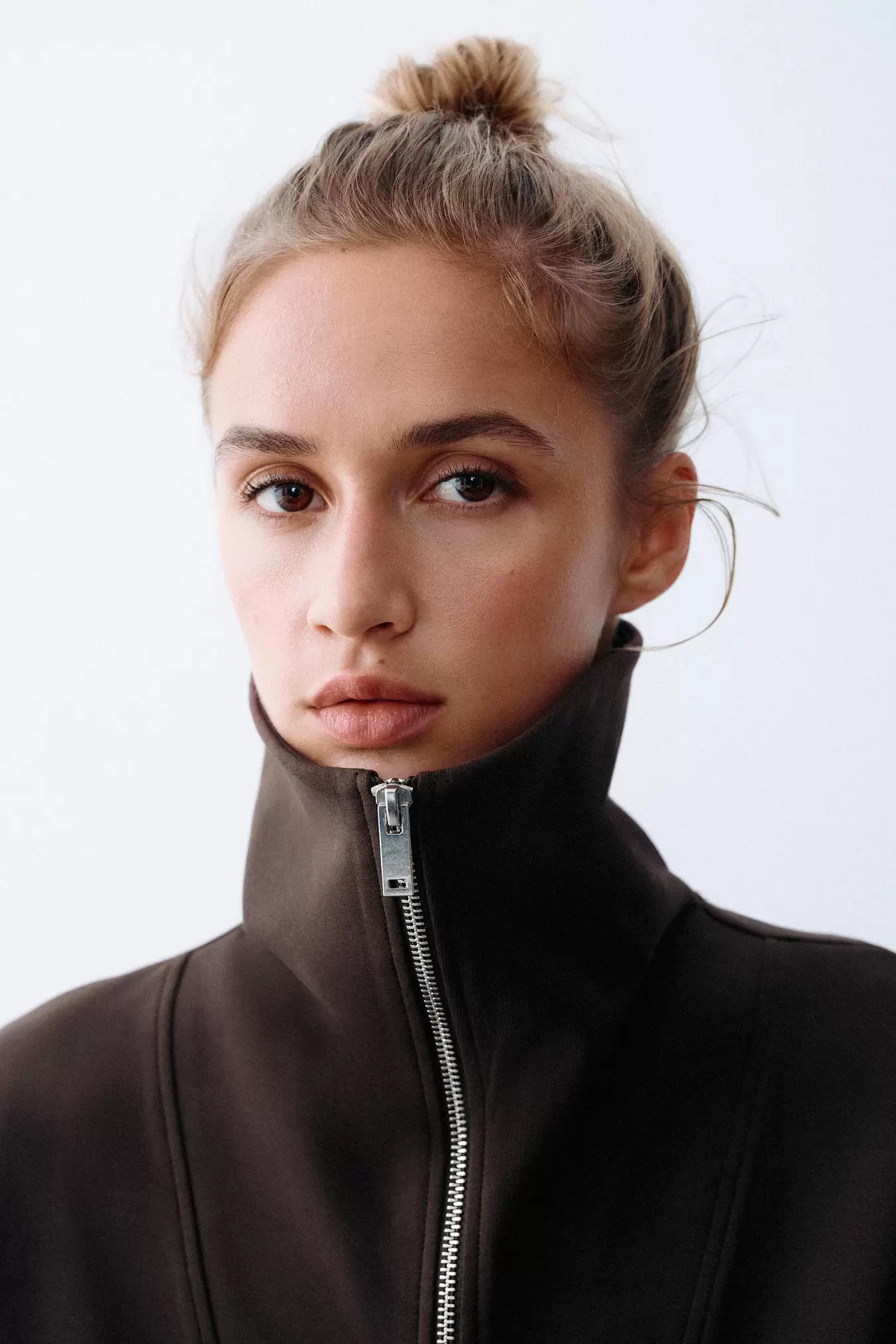INTERLOCK-SWEATSHIRT MED LYNLÅS