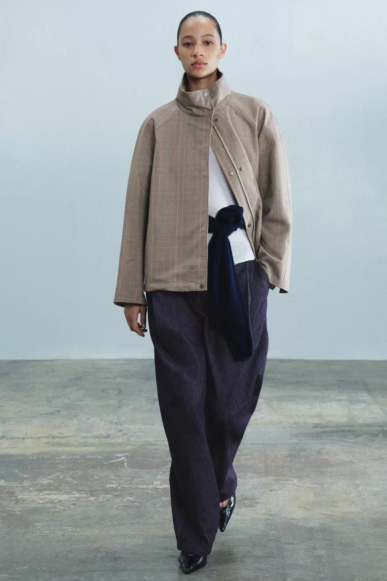 KORT REVERSIBEL TRENCHCOAT - ZW COLLECTION