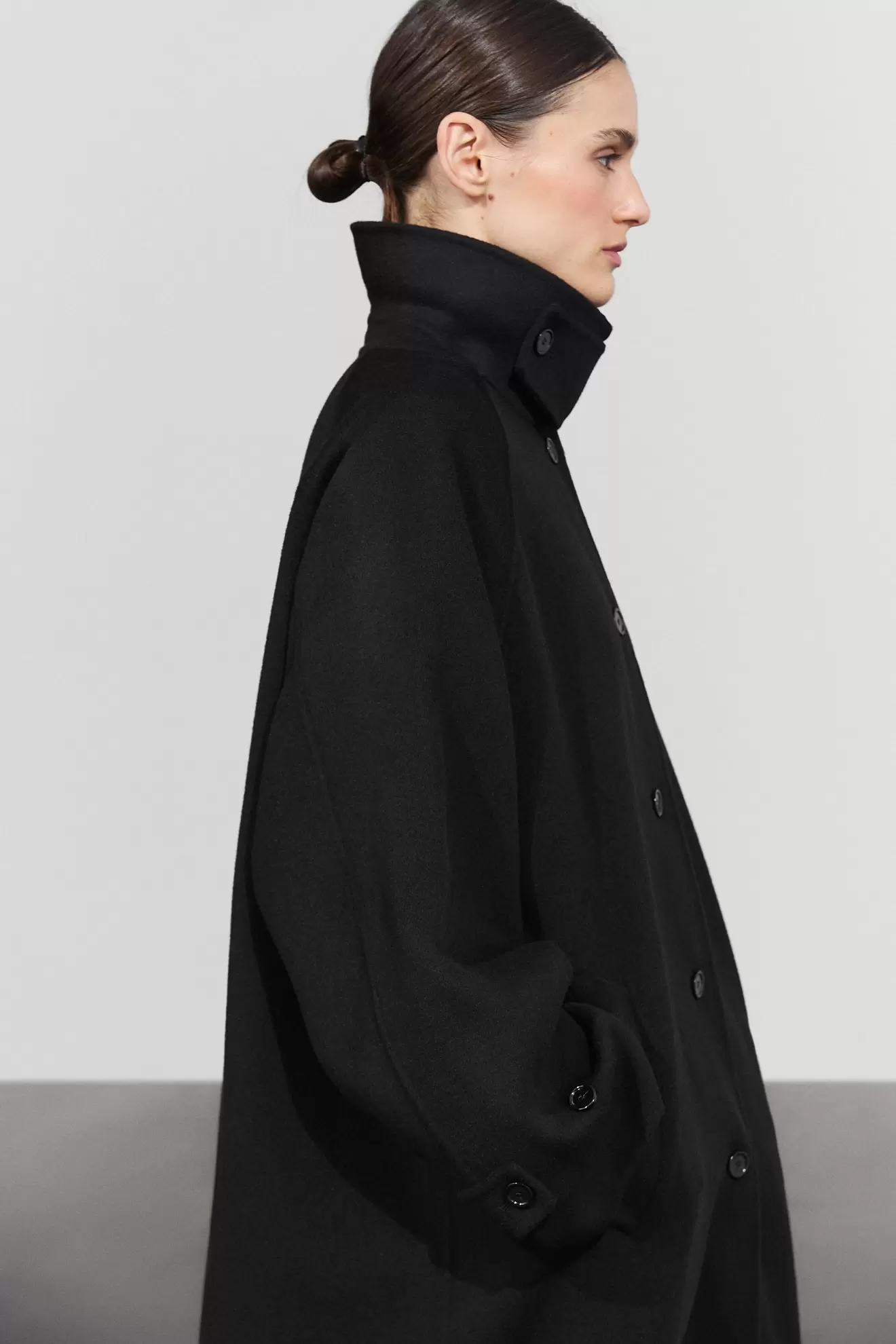 Wool-cashmere blend loose-fitting long coat
