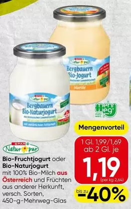 Bio-Fruchtjogurt oder Bio-Naturjogurt