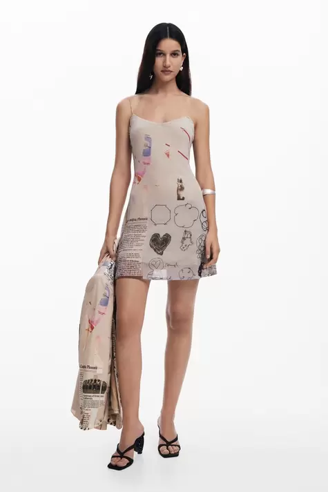 Kleid entworfen von Mr. Christian Lacroix