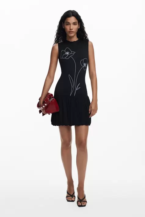 Kurzes Blumenkleid